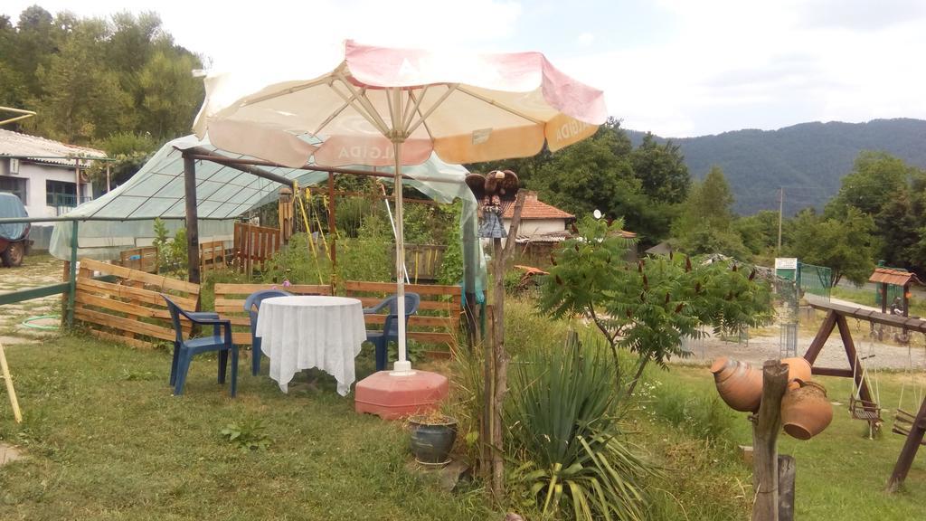 Guest House Alfa Daniel Balkanets  외부 사진